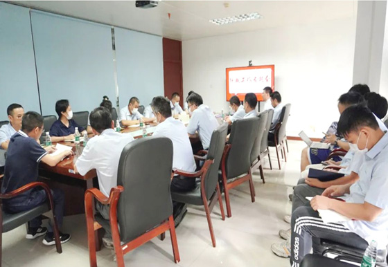 珠海龙狮瓶盖党支部组织召开党外代表人士座谈会