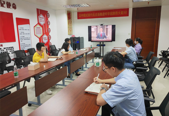 追寻五四之旅，感受青春力量——珠海经济特区龙狮瓶盖有限公司团支部举办系列活动